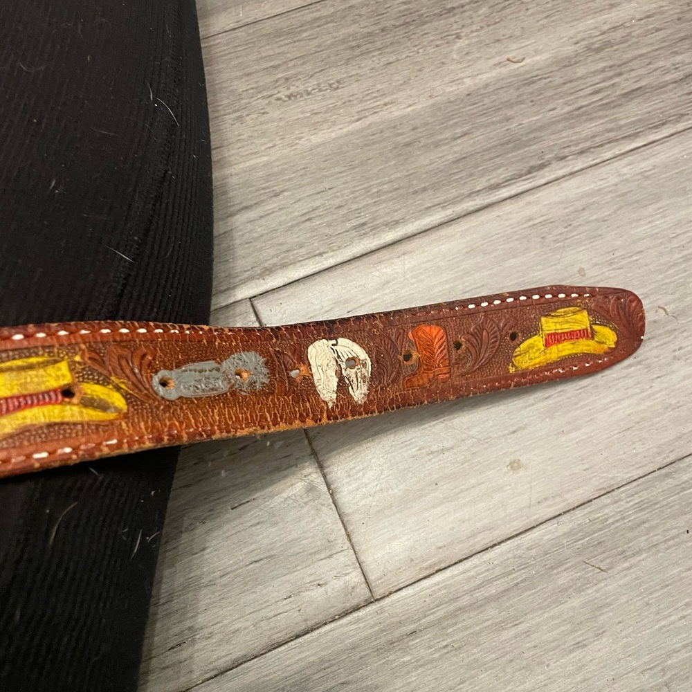 Brown Leather Western Belt - Picture 7 of 8
